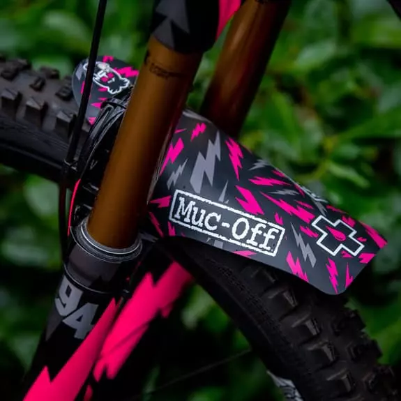 Parafango Anteriore Muc-Off Front Ride Guard Nero Lilla Grigio 2 Parafango Anteriore Muc-Off Front Ride Guard Nero Lilla Grigio - immagine 2