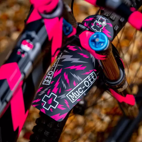 Parafango Anteriore Muc-Off Front Ride Guard Nero Lilla Grigio 4 Parafango Anteriore Muc-Off Front Ride Guard Nero Lilla Grigio - immagine 4